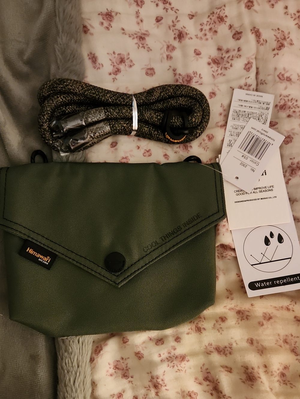Himawari Olive Green Water-Repellent Crossbody Bag